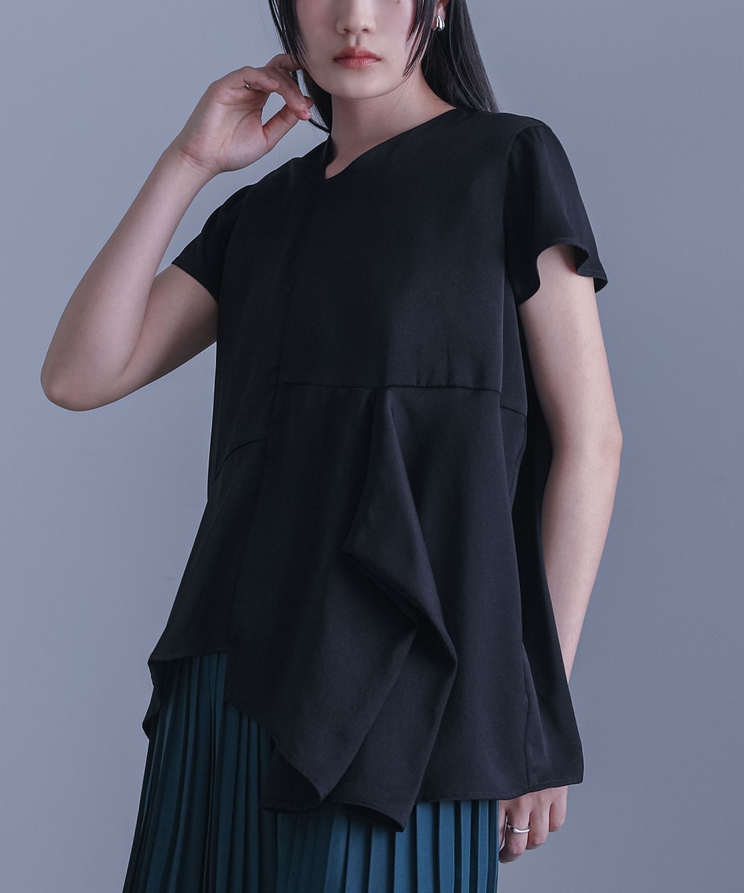 ブラウス レディース トップス 半袖 プルオーバー アシンメトリーアシメ ドレープ フレア ファスナー Tシャツ 黒 春 夏「メール便可」「5」 osharewalker ブラウス レディース トップス 半袖 プルオーバー