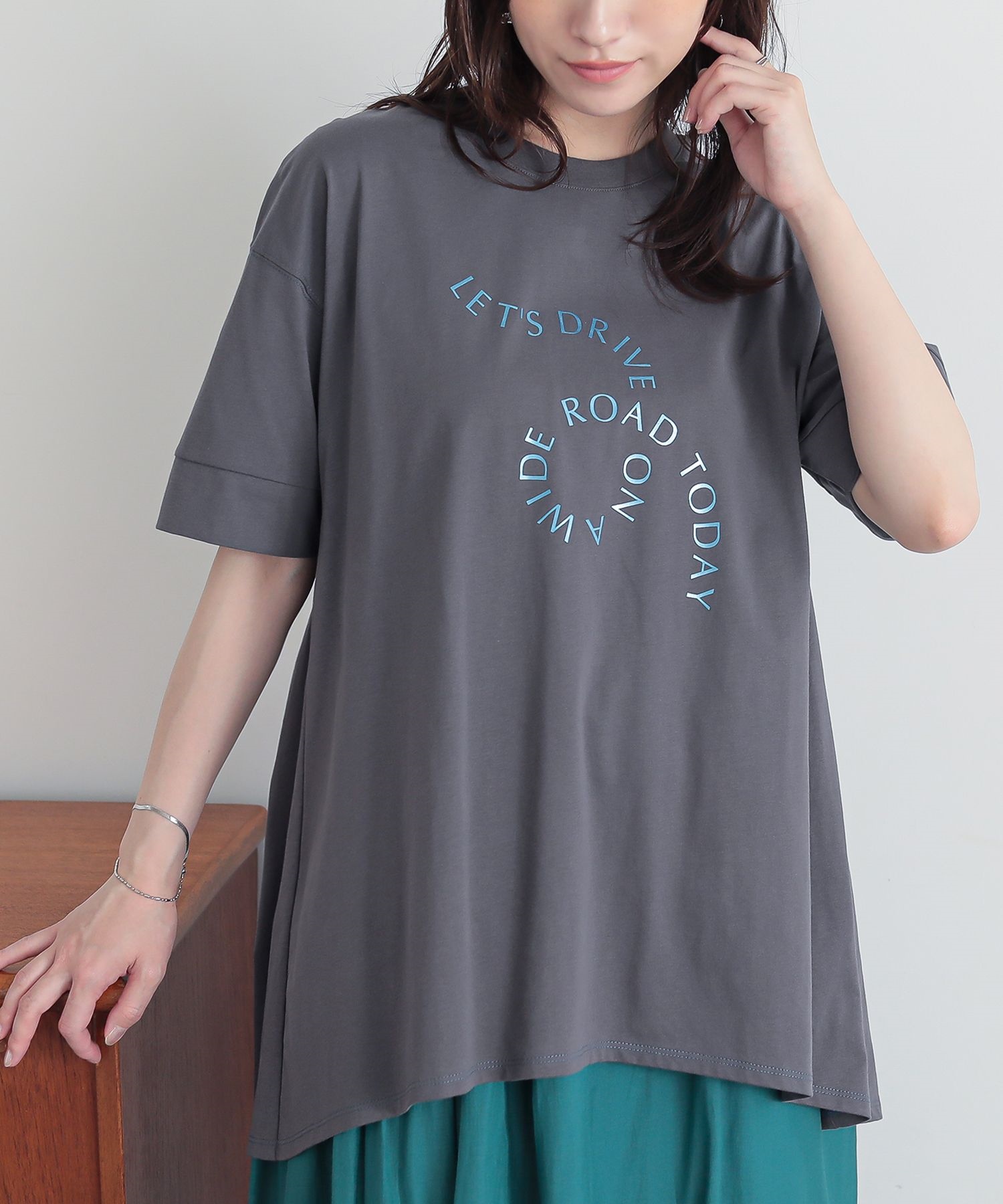 osharewalker Tシャツ レディース トップス 半袖 箔 プリントT