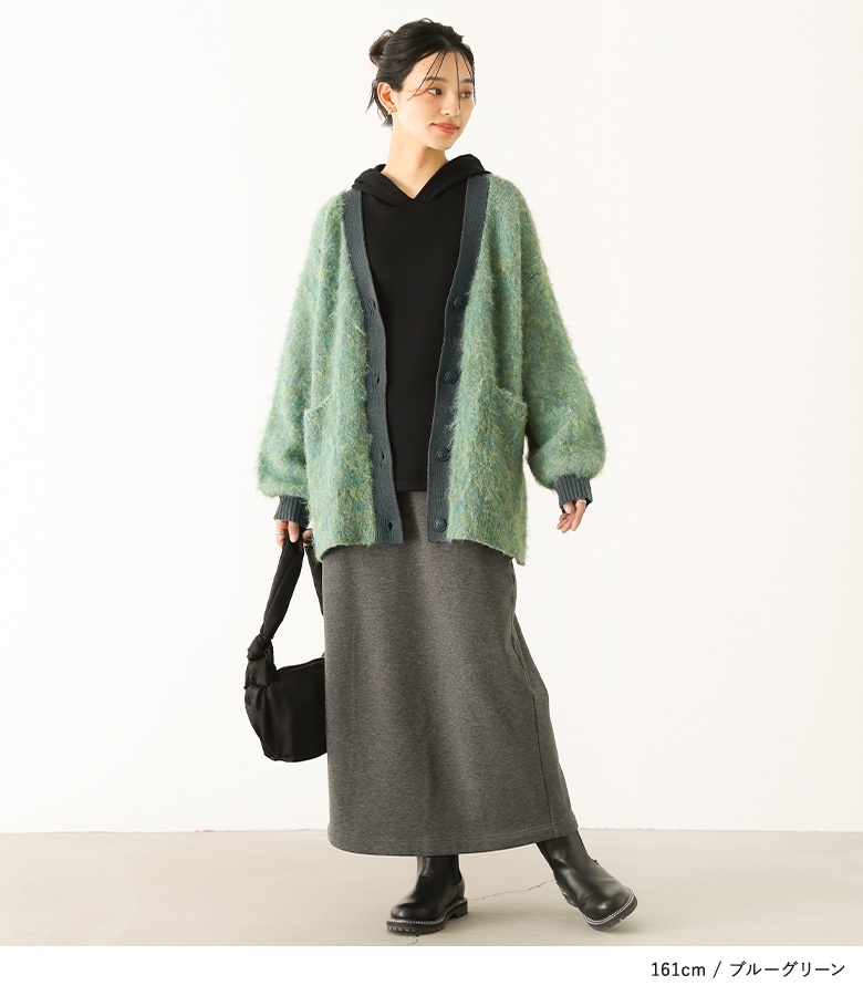 CHANEL オリーブグリーン 長袖ロングニットカーディガン CHANEL オリーブグリーン 長袖ロングニットカーディガン 新品