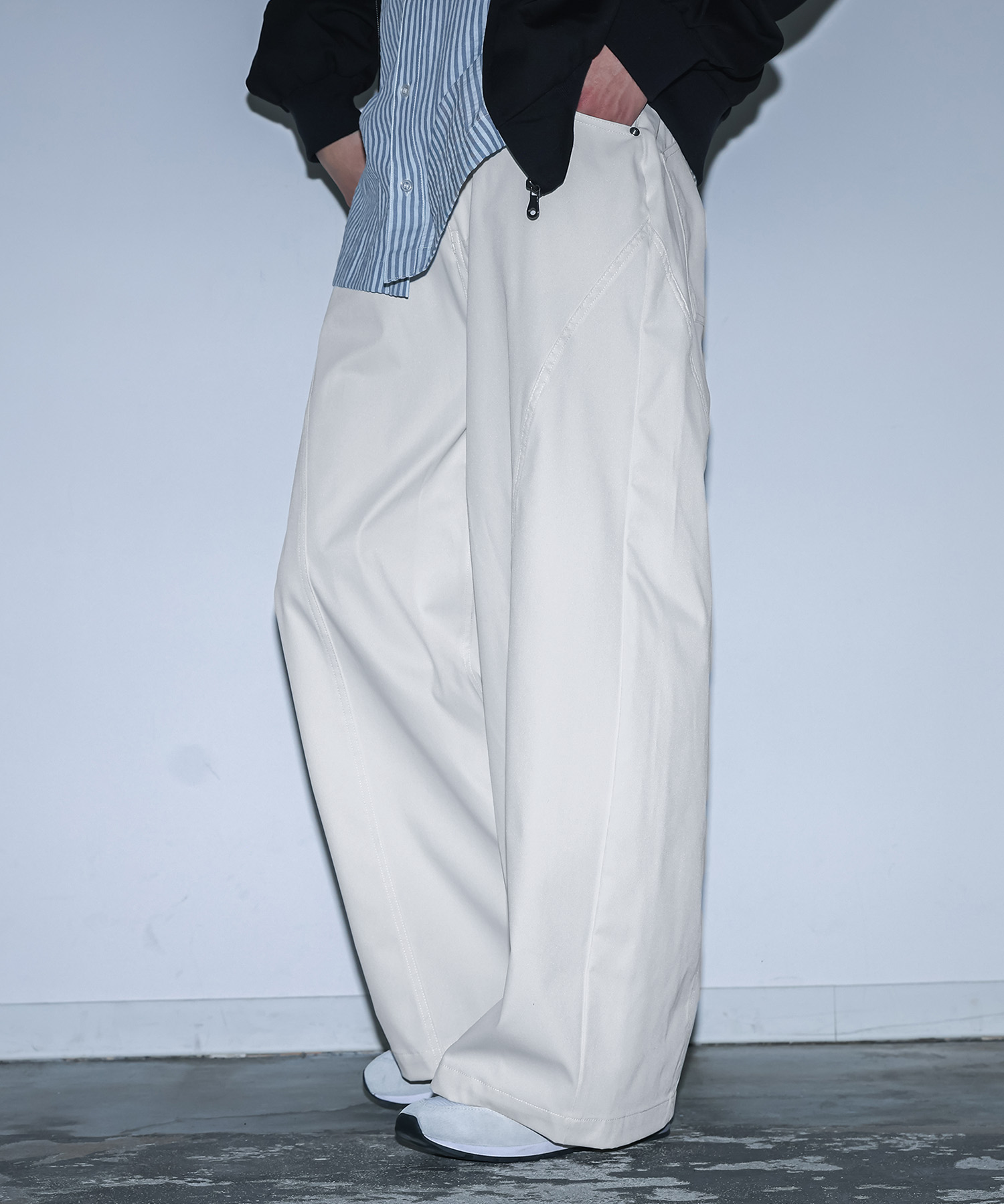 パンツ メンズ ロング丈 春 夏 秋 冬 カーブパンツ ワイド 白 黒 M L XL ストレッチ ゆったり オシャレウォーカー「メール便不可」「20」 | osharewalker | 01