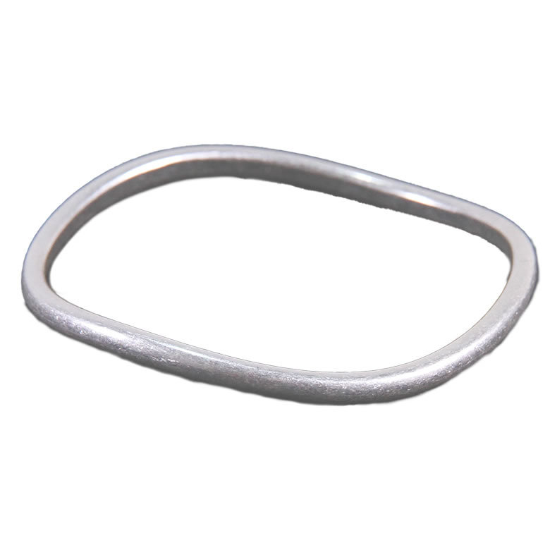 ブレスレット バングル レディース アクセサリー 小物 シルバーアクセ マットシルバー ツヤ消し 艶消し ウェーブ 流線形バングル メール便可 2 オシャレウォーカー 通販 Paypayモール