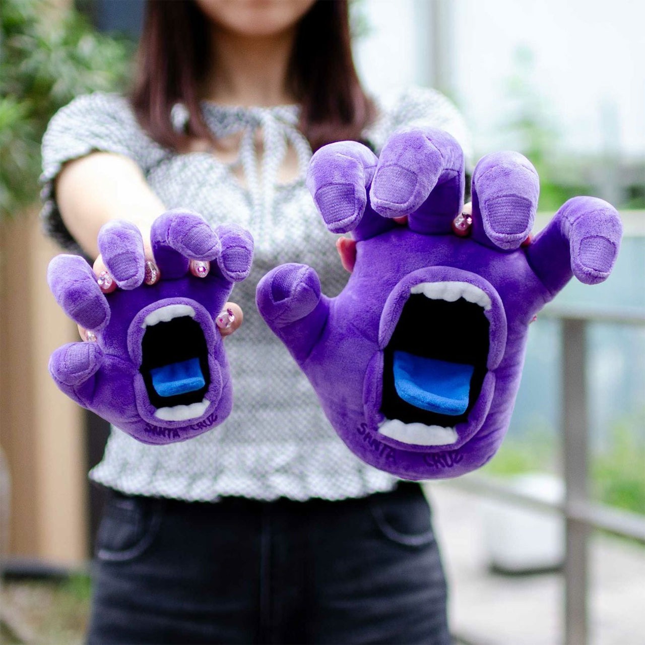 santa cruz niki 35cm screaming hand 紫 SANTA CRUZ（サンタクルーズ） Santa Cruz x NICI SCREAMNG HAND
