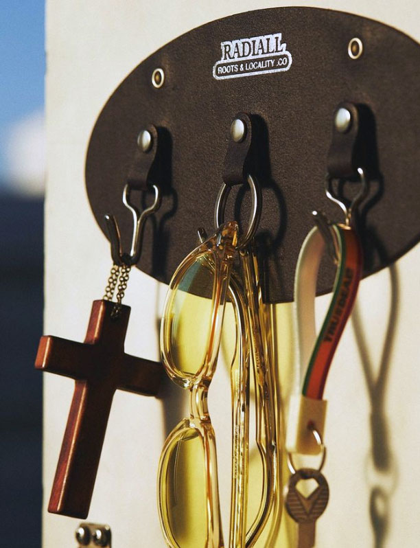 radiall ラディアル 壁掛けホルダー 新品 RADIALL ラディアル キーホルダー LOW-LOW - WALL KEY HOLDER