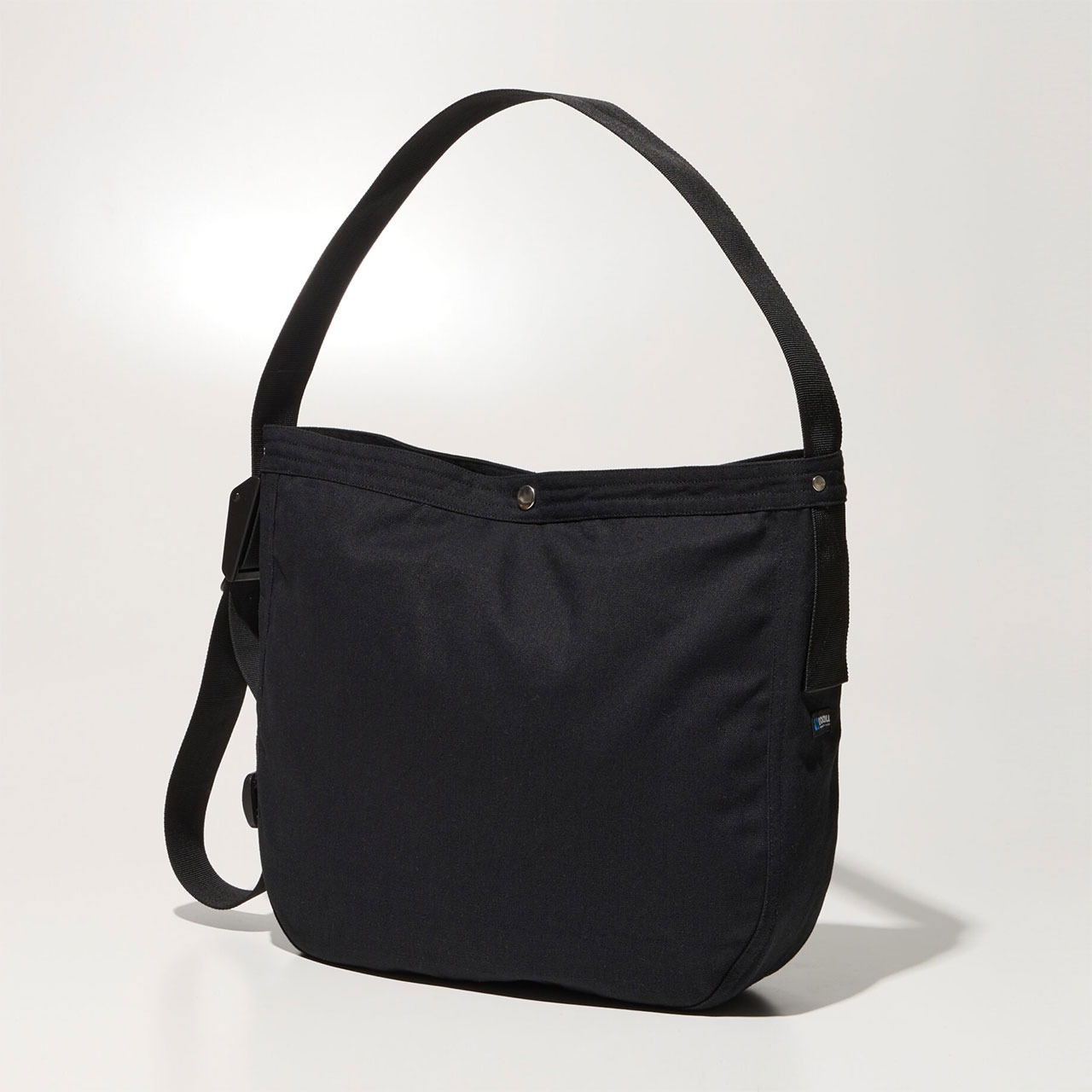 RADIALLラディアル ショルダーバッグ RADIALL（ラディアル） Mess NEWSPAPER BAG ニュースペーパーバッグ