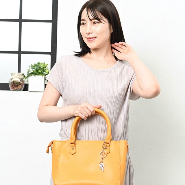 キーホルダー リング 猫 バッグチャーム 合金 樹脂 軽量 チェーン