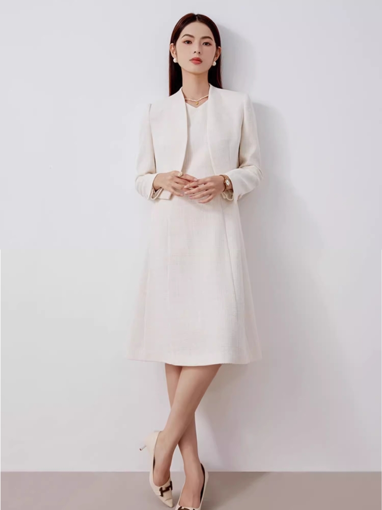  ワンピーススーツ