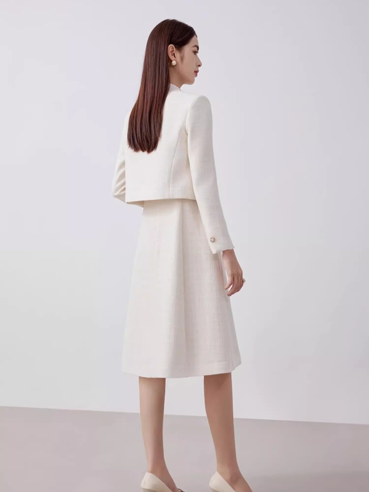  ワンピーススーツ