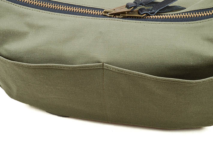 クッシュマン（Cushman）キャンバス メッセンジャーバッグ 29224