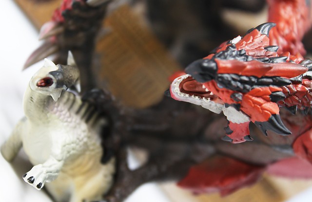 モンスターハンター 組立式DXスタチューモデルモンスターズ リオレウス　フォトギャラリー