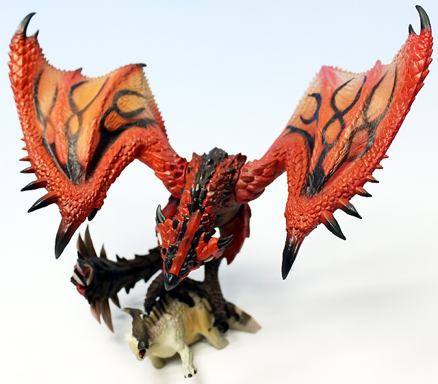モンスターハンター 組立式DXスタチューモデルモンスターズ リオレウス　フォトギャラリー