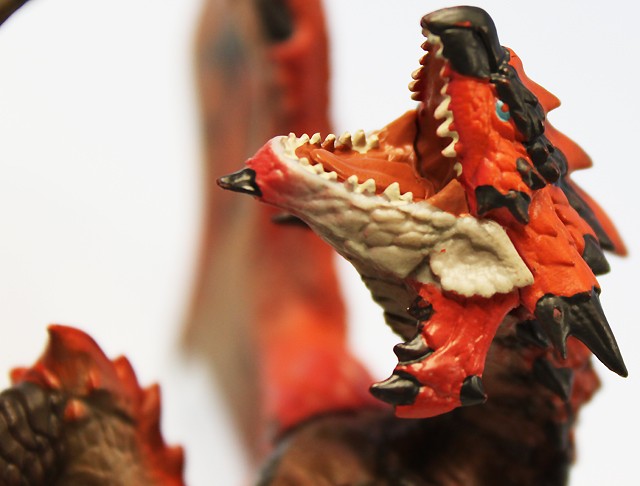 モンスターハンター 組立式DXスタチューモデルモンスターズ リオレウス　フォトギャラリー