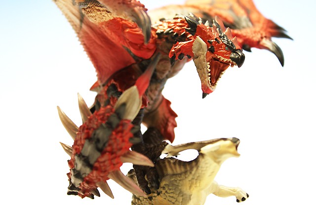 モンスターハンター 組立式DXスタチューモデルモンスターズ リオレウス　フォトギャラリー