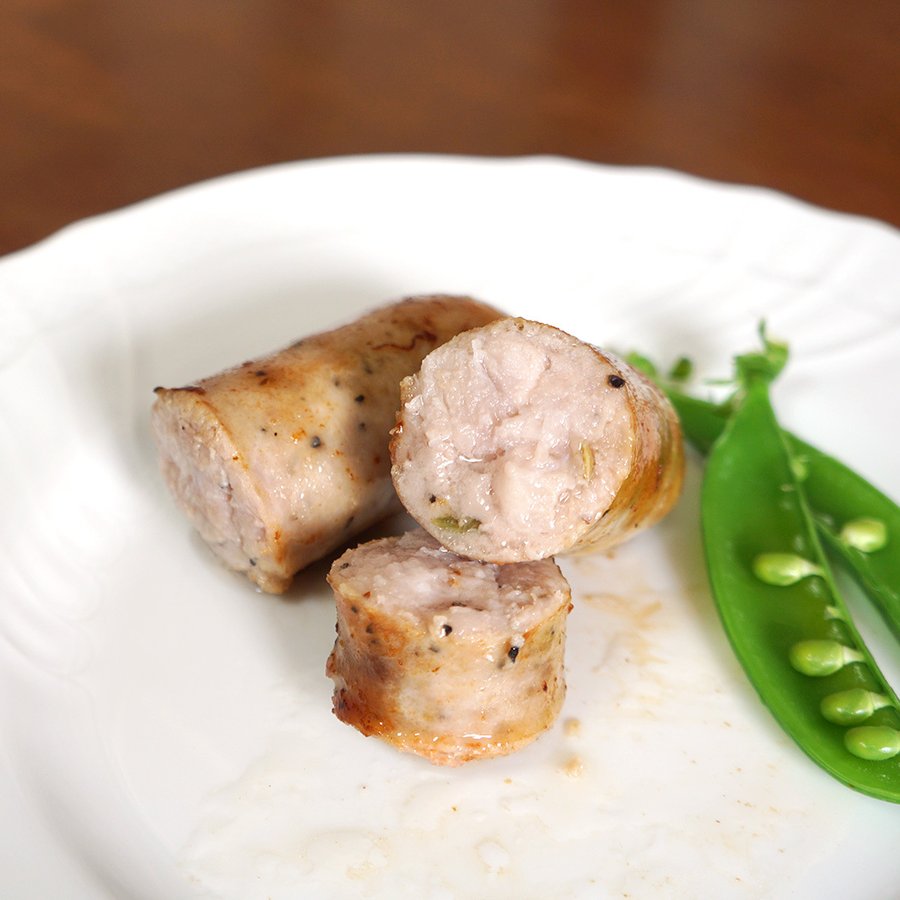 肉の旨みと背脂のジューシーを堪能