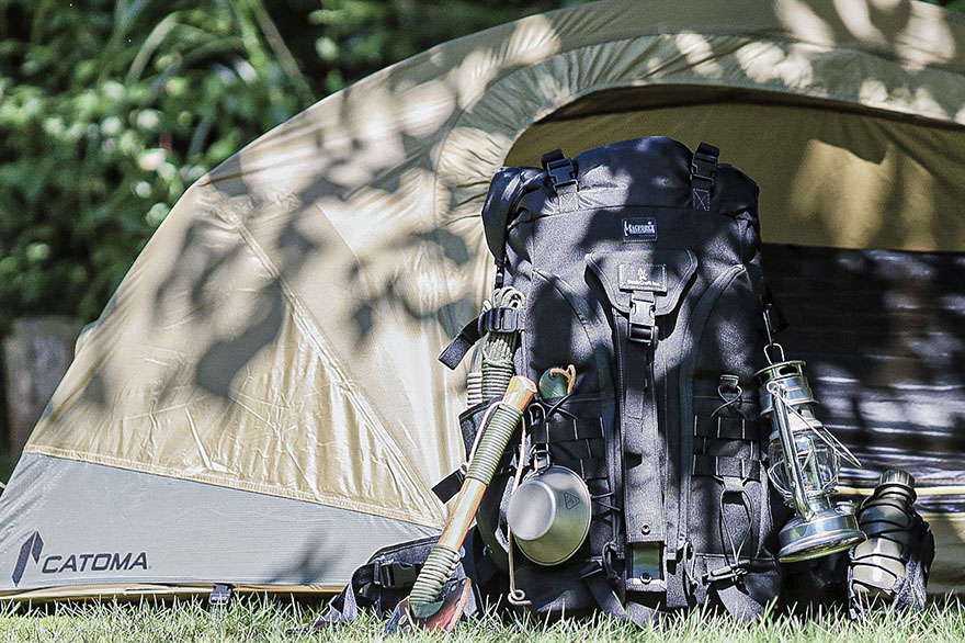 リュック バックパック キャンプ 大容量 サバイバル キャンプ 野営 42L~61L ブッシュクラフト Bush Craft マグフォース MAGFORCE ミリタリー タクティカル アウトドア おすすめ 人気 ソロキャンプ 防災グッズ バイク 収納 アウトドア キャンプ 防災