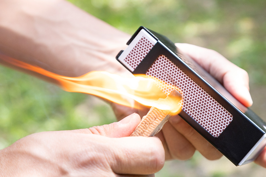 Mt,SUMI マウントスミ 焚き火 焚火 たきび 着火剤 FIRELIGHTERS SLEEVE CASE  ファイヤーライターズ スリーブ ケース 限定カラー マットブラック マッチ1箱付 専用ケース ファイヤーライターズ ケース 火起こし 燃料  キャンプ  サバイバル ブッシュクラフト 暖炉 薪ストーブ おすすめ 人気 防災 非常用 