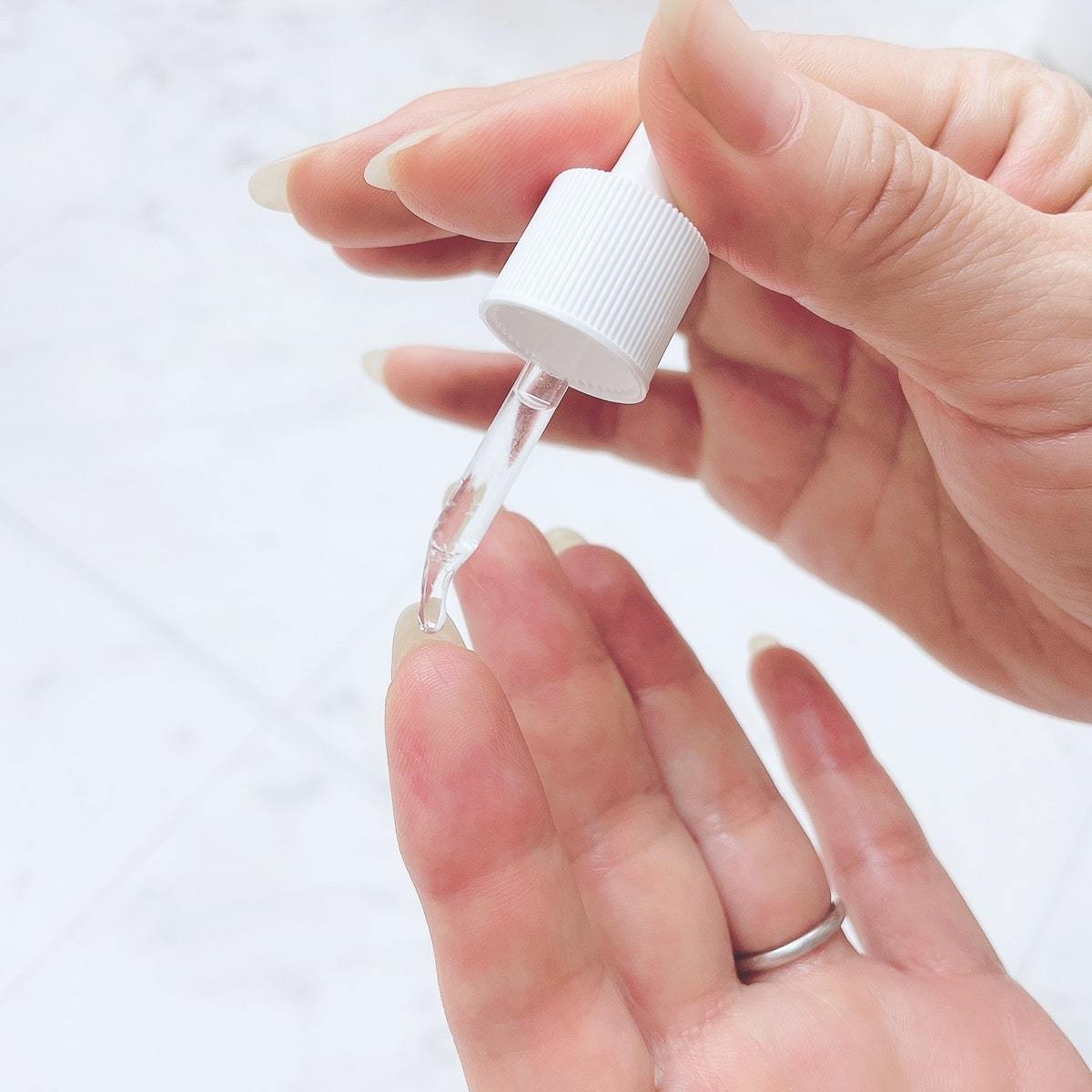 海外限定】【海外限定】SPARITUAL アップルフルーツ フェアウェル 15ml ハンドケア ネイルケア 抗菌オイル 保湿オイル スポイトタイプ  トリートメント、ローション