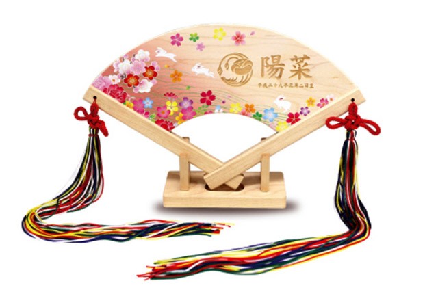 桃の節句「名入れ・家紋入れ 吉祥檜扇（はねうさぎ）【お届け約2週間】