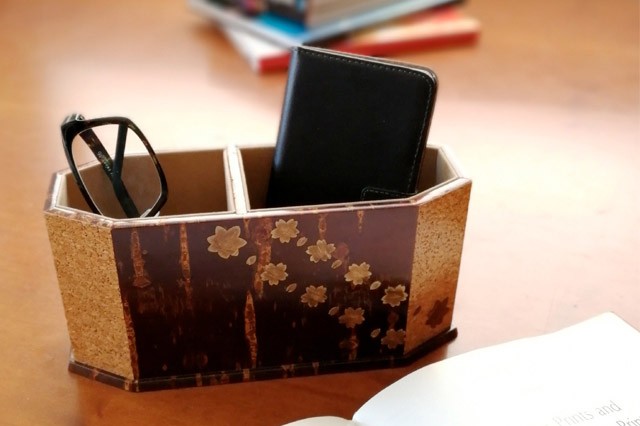 樺細工「Tabletop Rack wide」秋田 伝統工芸 桜皮細工 : 久月・吉徳