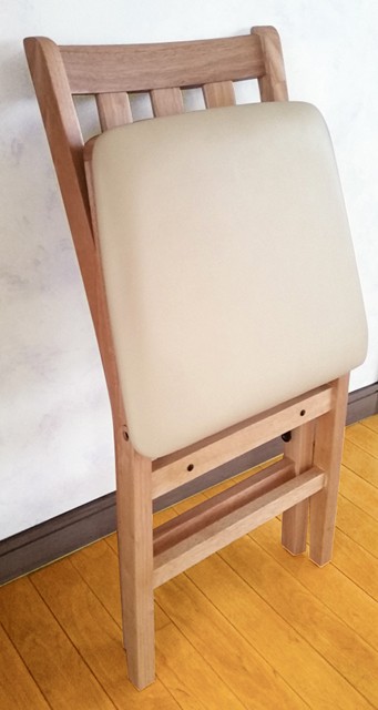 折りたたみダイニング椅子ソフトクッション付き 2脚入りソリッドウッド椅子 折りた ダイニングチェア 折りたたみ椅子 2脚セット 耐荷重160kg 完成品