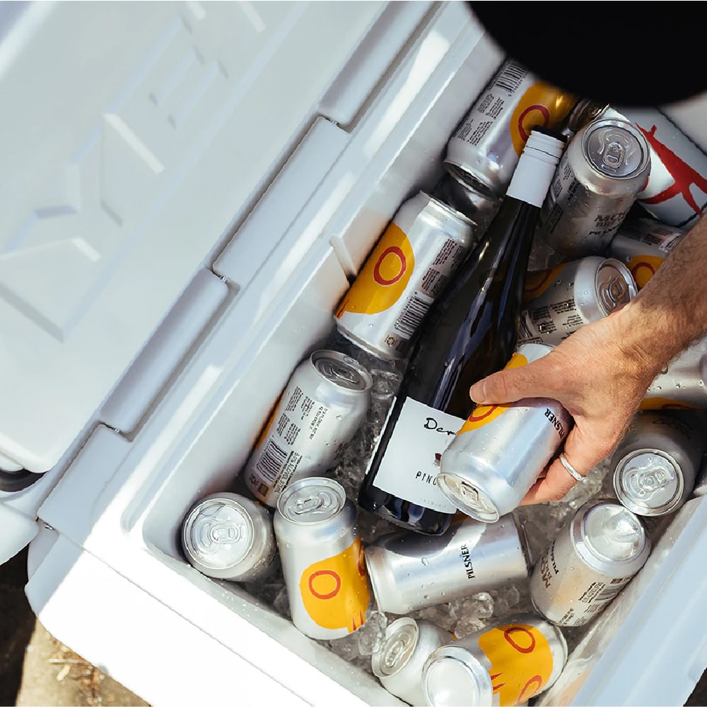 YETI タンドラ45 チャコール　新品未使用 人気カラー！YETI（イエティ）のタンドラ45のチャコールカラー入荷
