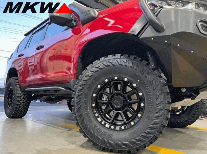 MKW M205 USスペック 8.5J-17 +0 6H 専用ナットセット MKW Offroad M205 - MKW Wheels