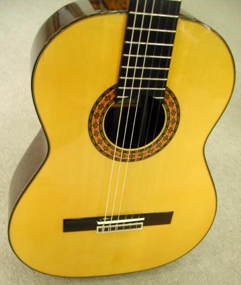 MANUEL FERNANDEZ クラシックギター