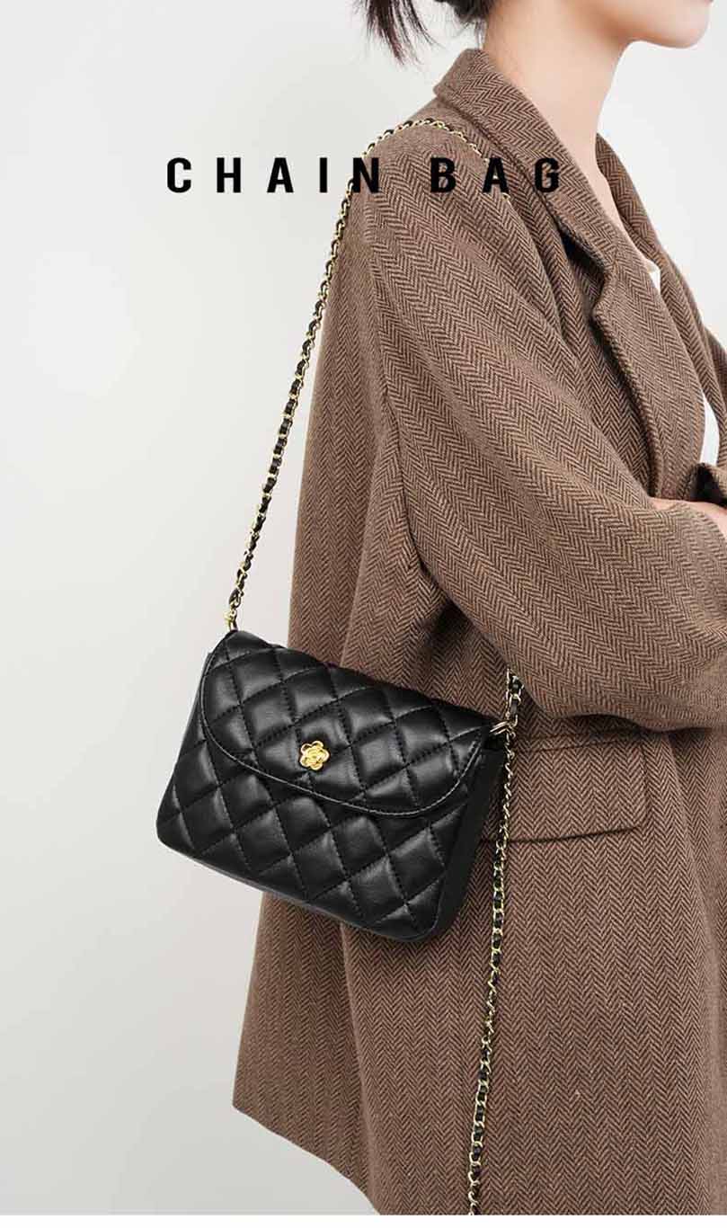 本革 バッグ ブラック×ゴールド金具本革ハンドバッグ レディース 実用