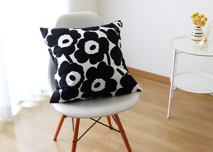 marimekko クッションカバー 50×50cm マリメッコ Pieni Unikko marimekko クッションカバー 50×50cm マリメッコ Pieni Unikko