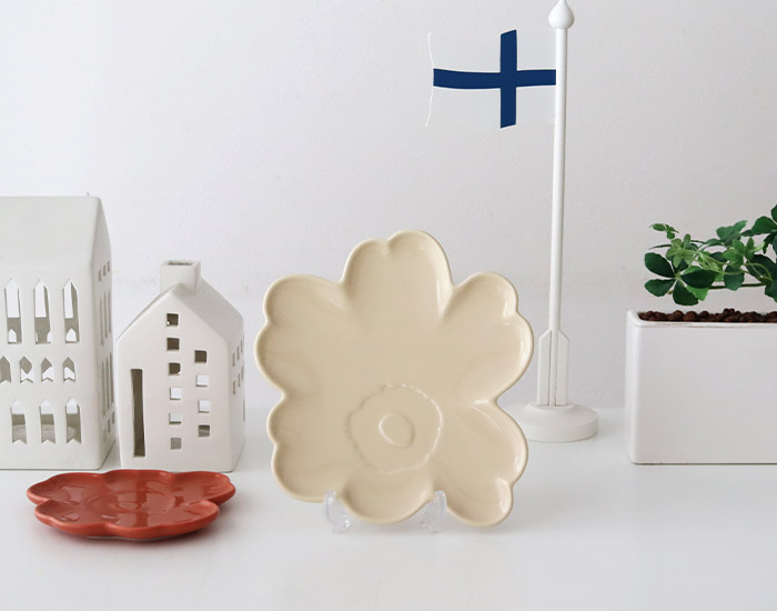 廃盤  marimekko BOTTNA プレート 2枚セット marimekko（マリメッコ） 爆買 プレート 皿 ウニッコ型 Unikko Shape