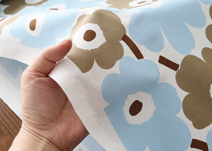 marimekko（マリメッコ） 爆買 生地 Mini Unikko ミニ ウニッコ ライト