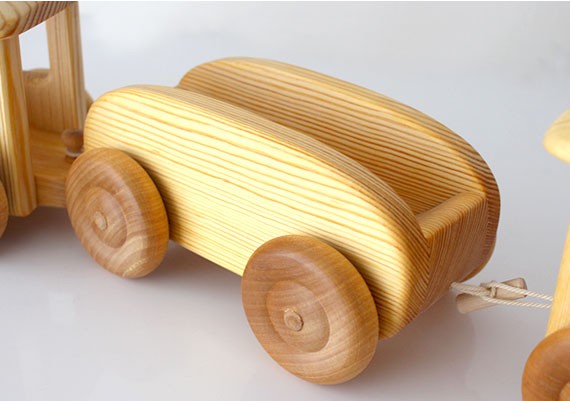 木のおもちゃ　DEBRESK（デブレスカ）　北欧の汽車 DEBRESK（デブレスカ） おもちゃ 木製 乗り物 ミニカー 北欧の汽車