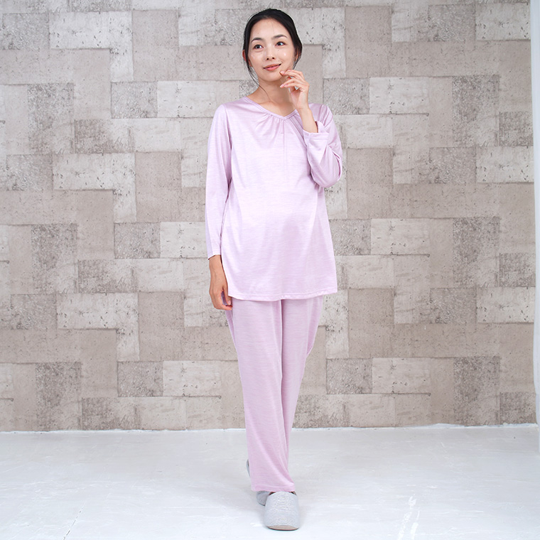 未体験の上質感 日本品質 Vネック シルクニット レディース パジャマ