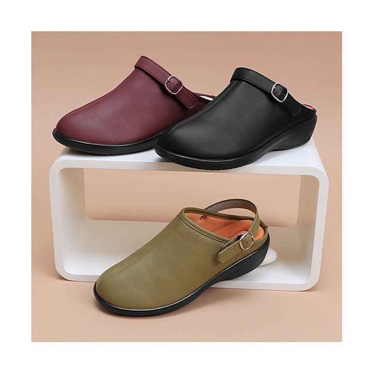 アッパーとインソールのバイカラーが魅力的