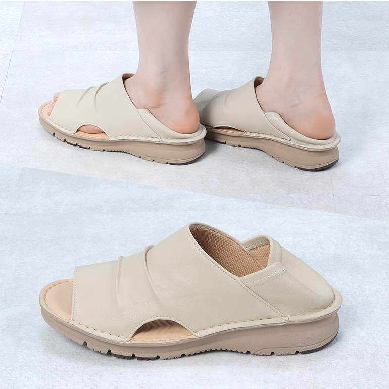 かかとを踏める2wayシューズ