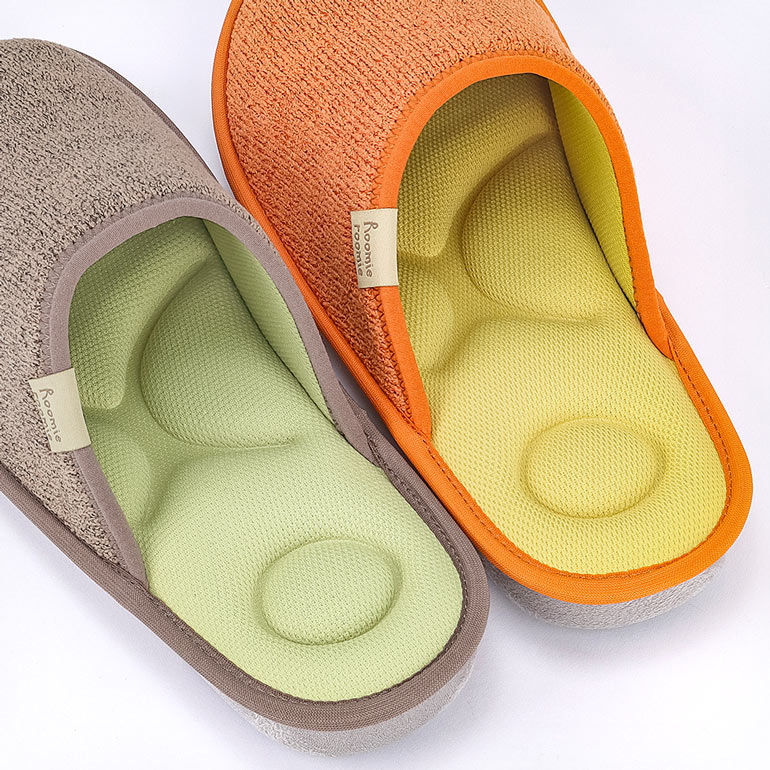 ふわふわのインソールが足にフィット。履き心地が良く、長時間の使用でも疲れにくい