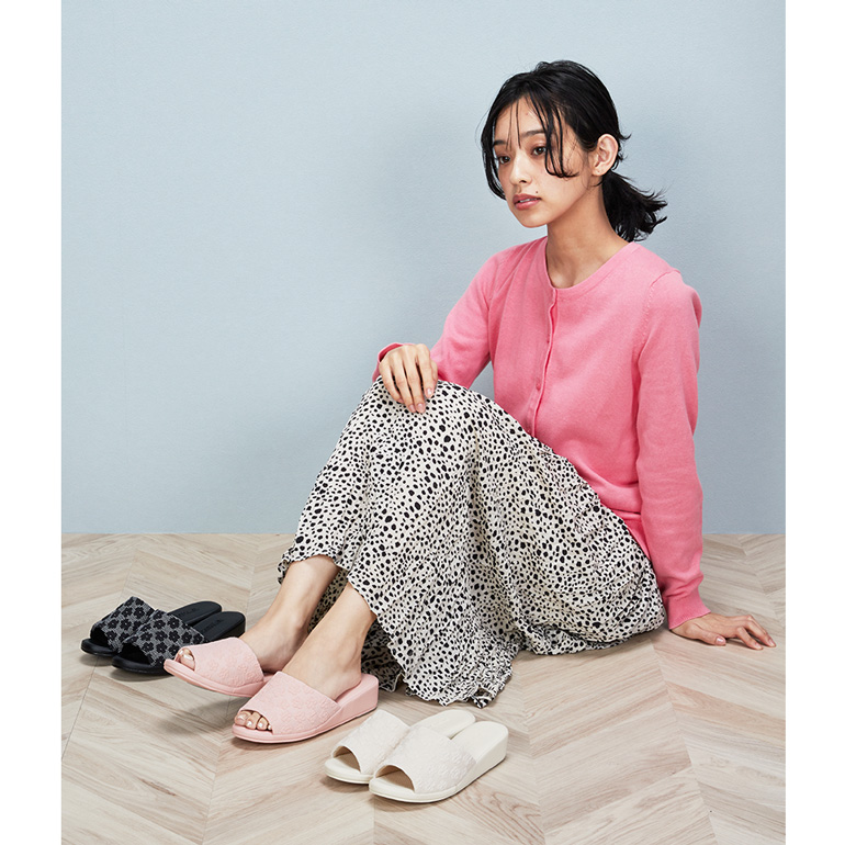 上品で可愛いスリッパ