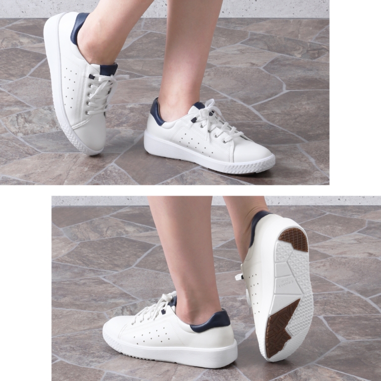 ネイビーが引き締める足元