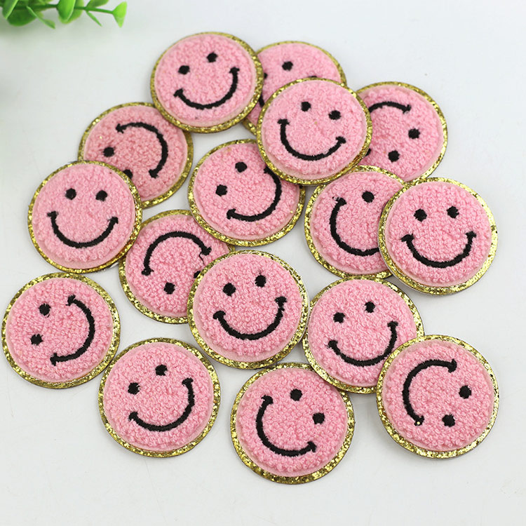 ワッペン スマイル キラキラ 刺繍 アイロン キャラクター ニコちゃん