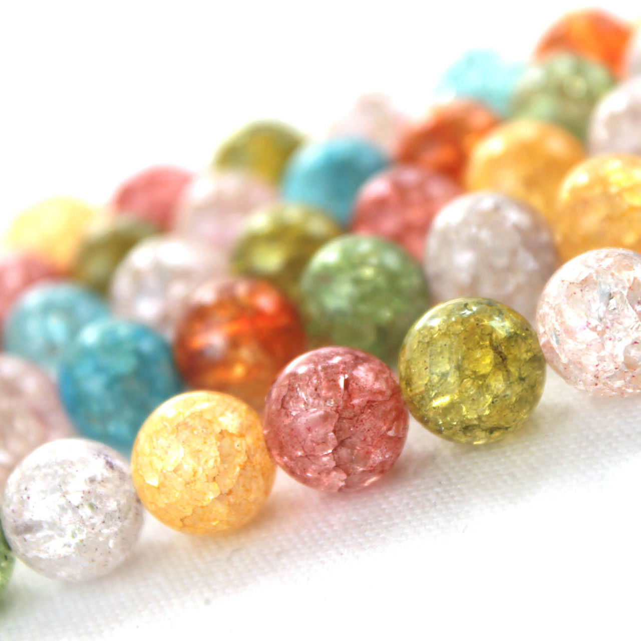 ヤフー店専用【約40cm連】クラック水晶染め（マルチカラー10mm