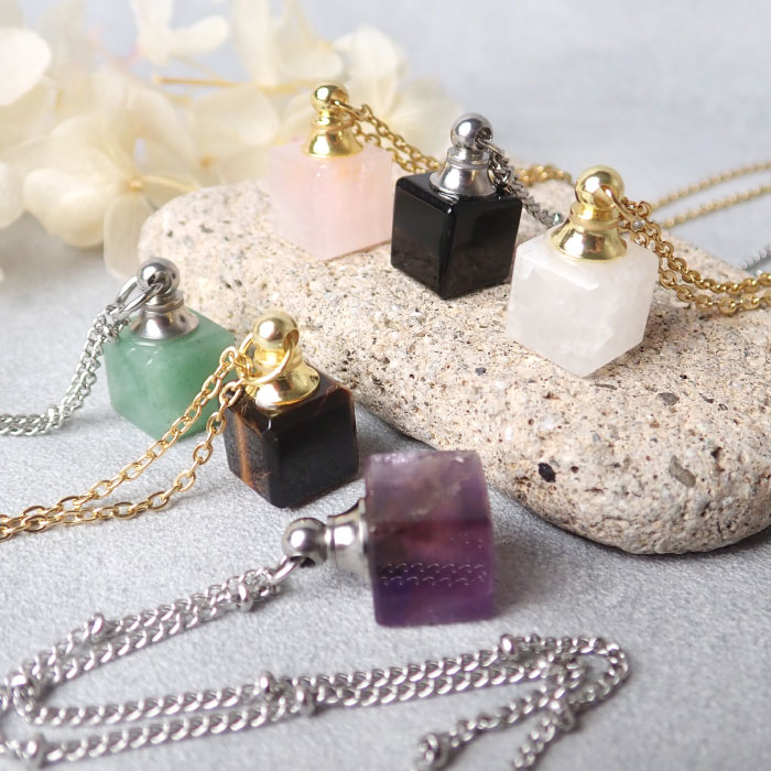 天然石 香水瓶 】ペンダント ネジ式 四角型 アロマ 遺骨入れ チャーム