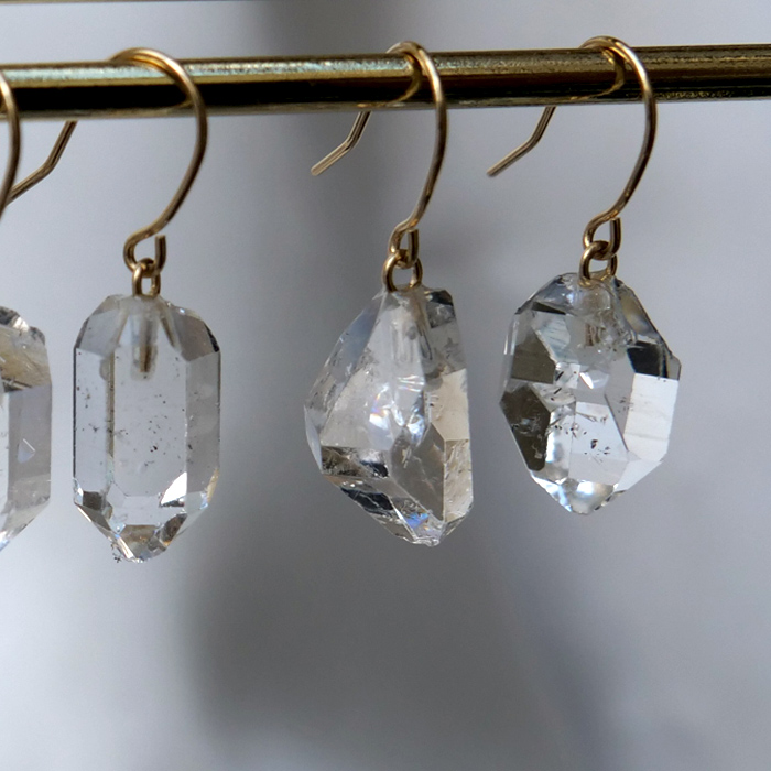 ピアス レディース 18k 18金 ハーキマーダイヤモンド アメリカ産