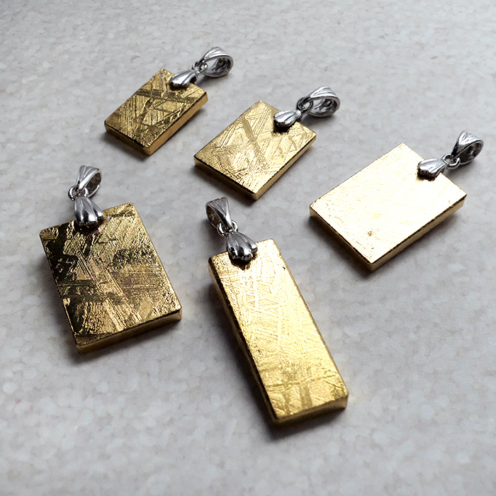 ギベオン ペンダントトップ スクエア Lサイズ 1個売り メテオライト