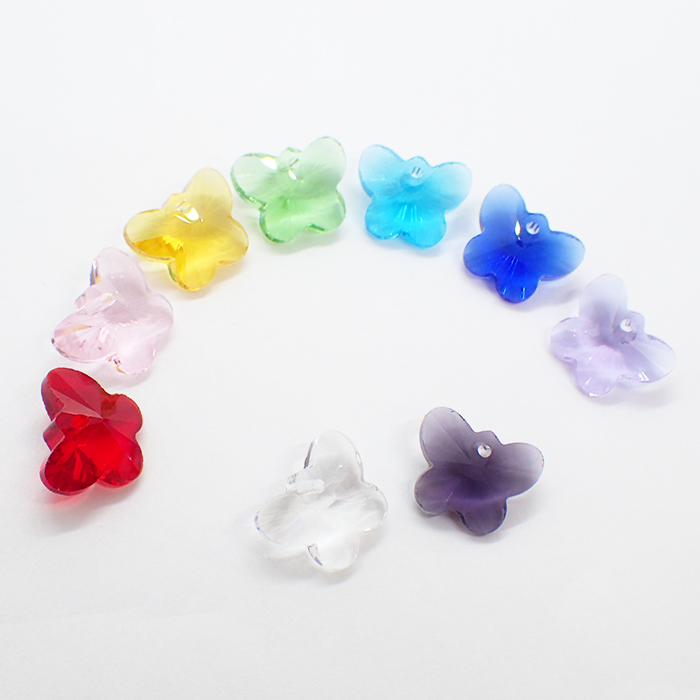 ピース ガラスビーズ 47.ちょうちょ 上部通し穴 10個売り 蝶 ハンドメイド