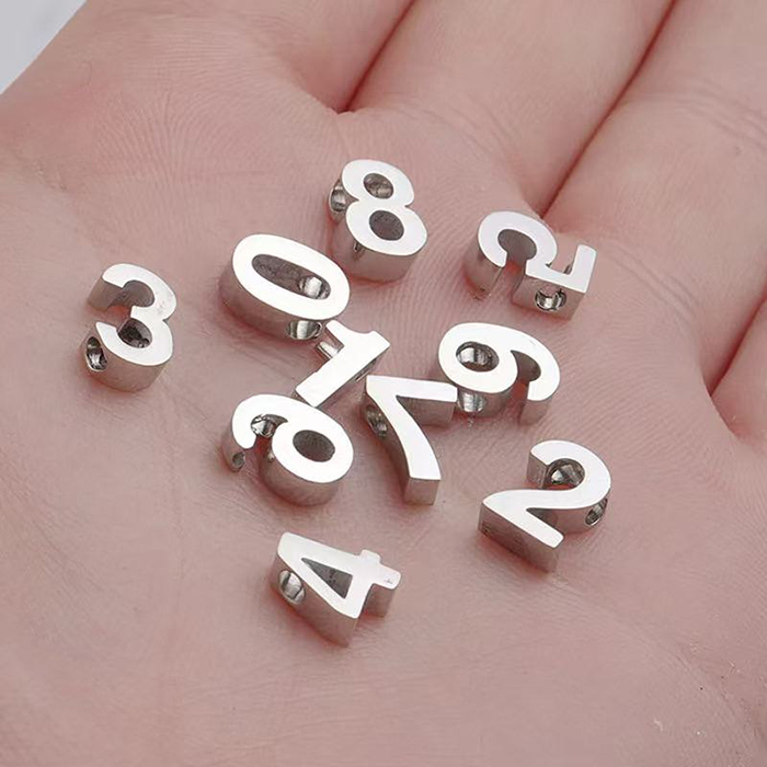 金属アレルギー対応)ステンレス304 数字 6mm ミニチャーム 0-9