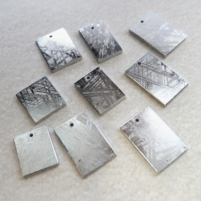 ギベオン ビーズ スクエア Mサイズ 1個売り メテオライト 隕石