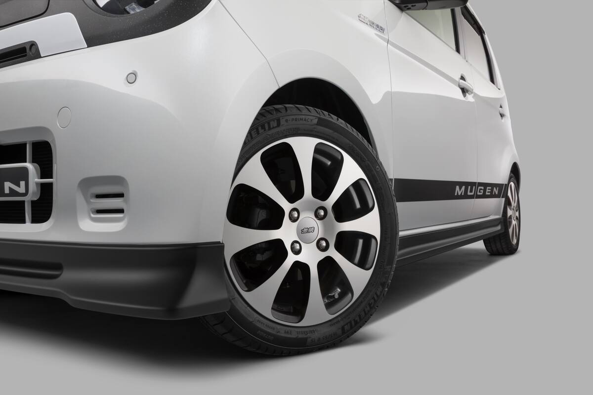 無限（MUGEN） 15インチ鋳造アルミホイール CK8 15×5Jインセット+45 N