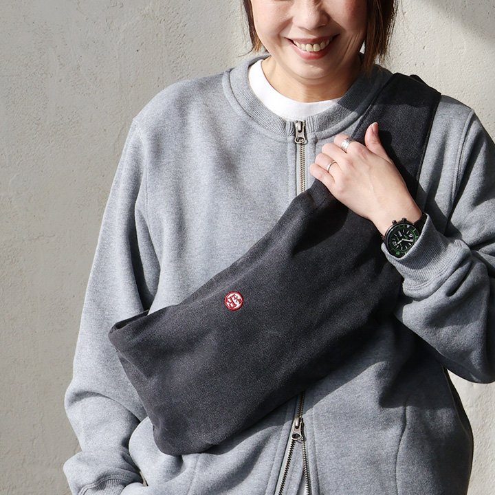 娜菩魅　4月11日　ボディバッグ　ウエストポーチ　ショルダーワッペン生成り PATY バッグ ボディバッグ ショルダーバッグ キャンバス生地 ワン