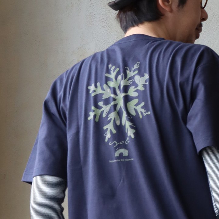 tシャツ 半袖 メンズ レディース コットン 綿100％ カジュアル 雪 結晶 バック プリント ボックスシルエット パティ ezo＆ エゾト (メール便50) | PATY | 02