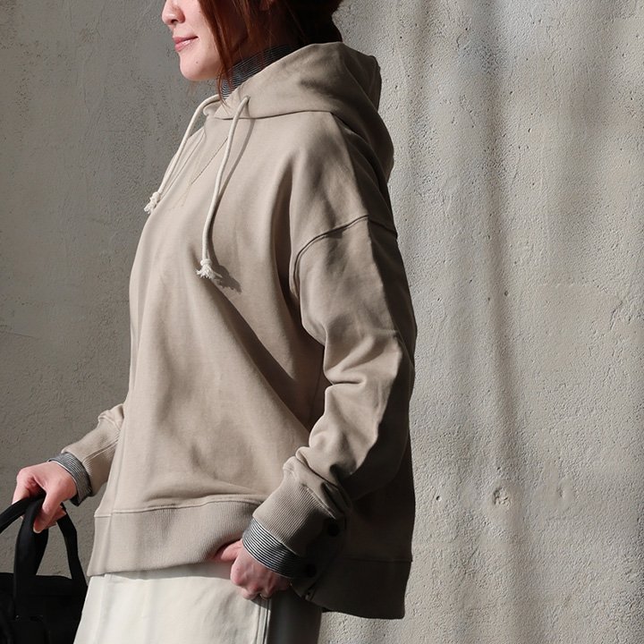 PATY パーカー 長袖 レディース Vガゼット 袖リブ 綿100 コットン 裏毛