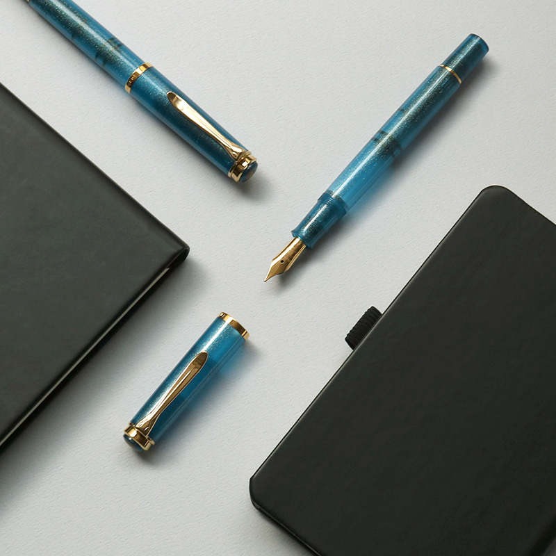 Pelikan（ペリカン） 【特別生産品】Pelikan 万年筆 Classic M200